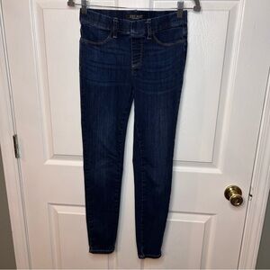 Judy Blue Skinny Fit Pull On Jeans Size 5 27” GUC